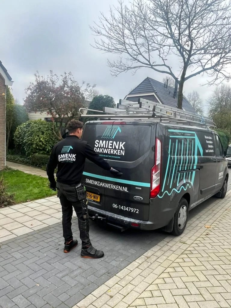 Smienk Dakwerken - De Dakdekker uit Putten en omgeving - Wie zijn wij